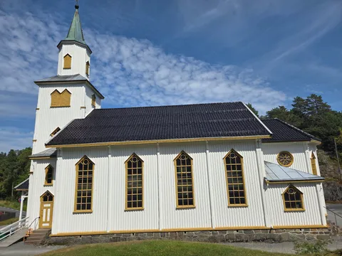 Seremonisted: Færvik kirke.