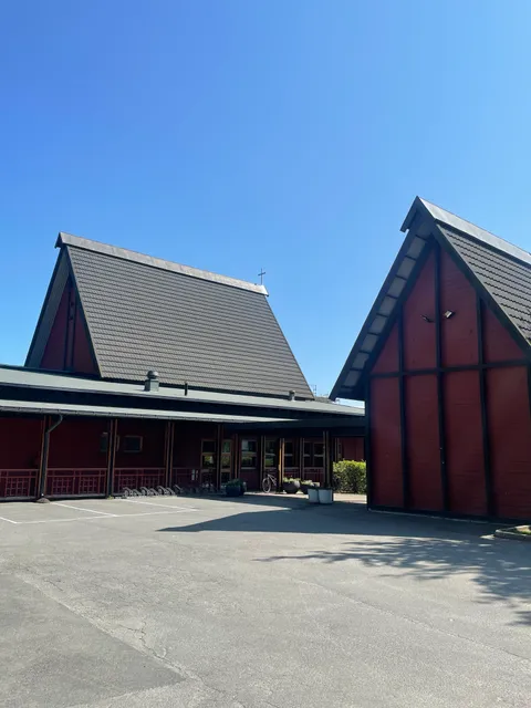 Seremonisted: Fjellhamar kirke.