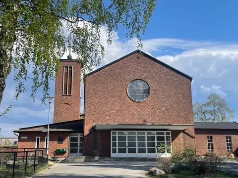 Seremonisted: Røa kirke.